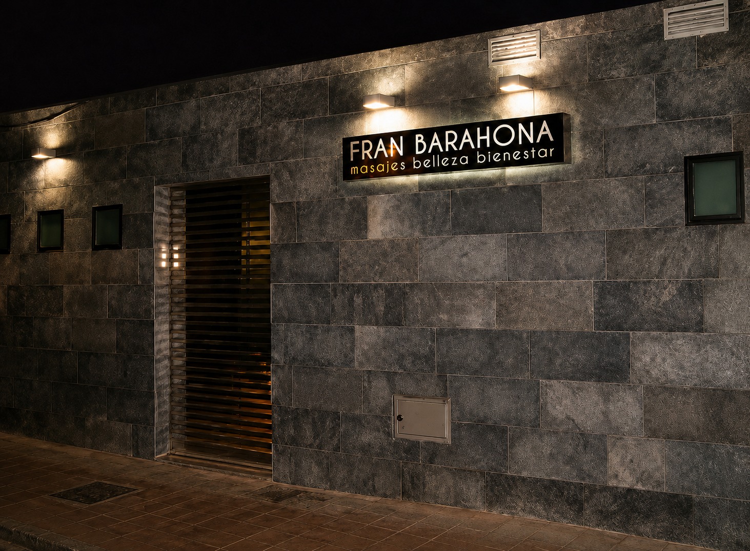 Fran Barahona — Ayurveda Urban Spa Murcia, transformación de bajo comercial en espacio de bienestar